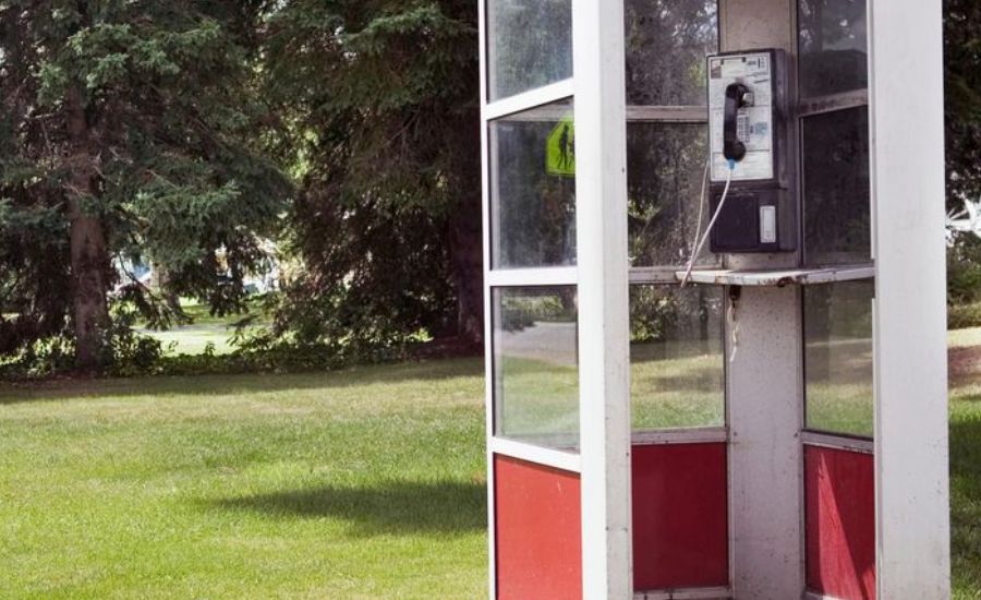 how many 1939s outdoor phone booth in us