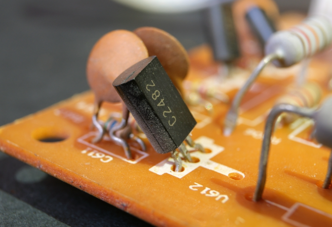 Transistor Selection and Inverter Design: Key Considerations for Power Engineers