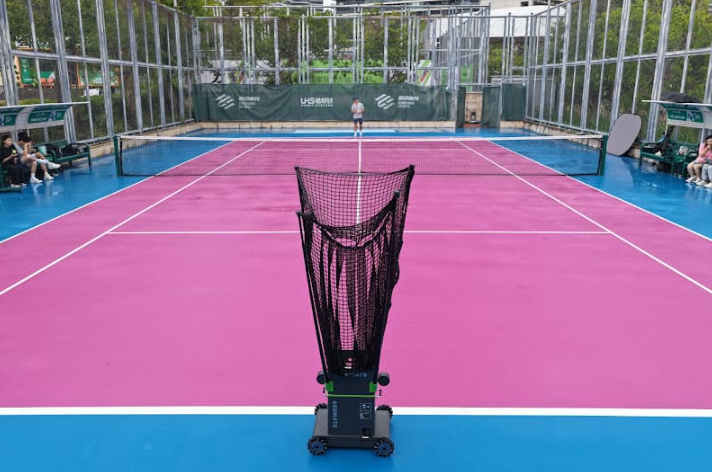 Footwork, Feeds, and Spin: What to Look for in a Solo Training Machine
